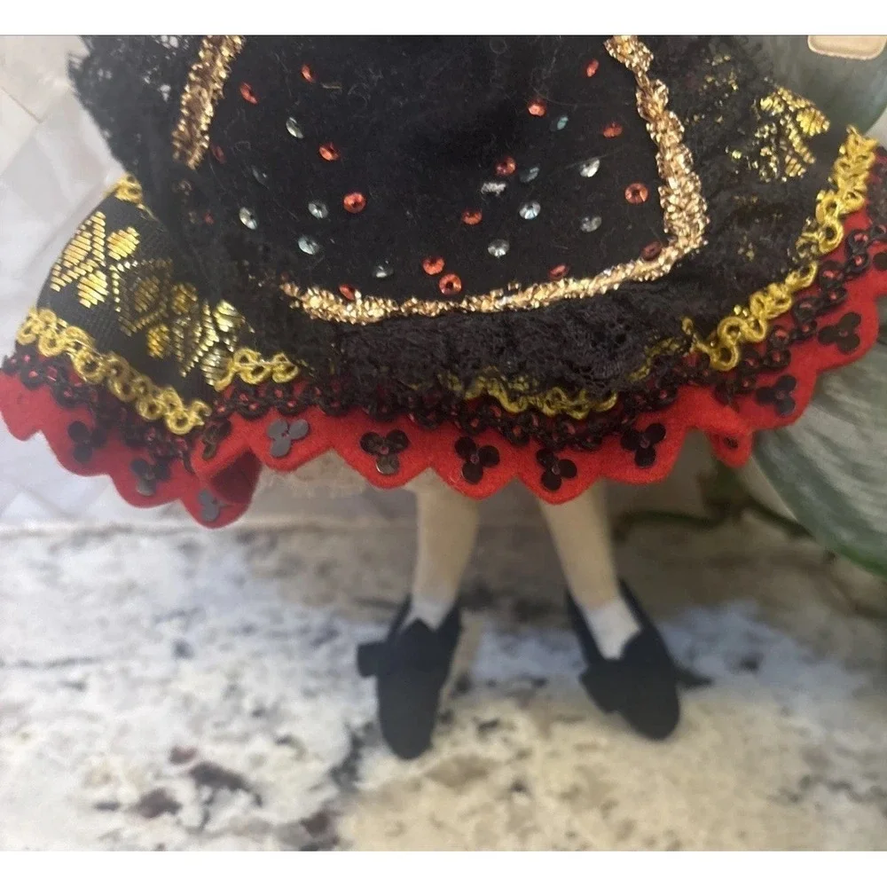 VTG Spanish Souvenir Folk Doll Fiesta Madrid Hand‎ Painted Face Original Tag